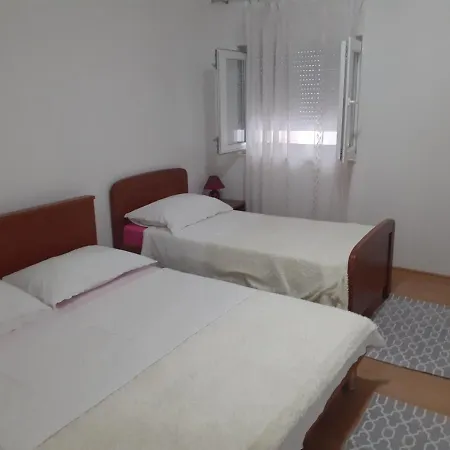 Papak Apartment